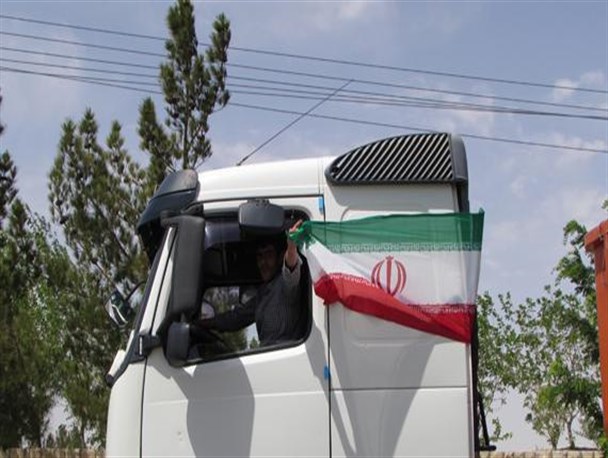 200 دستگاه کامیون برای استقبال از رییس‌جمهور رژه رفتند / تصاویر