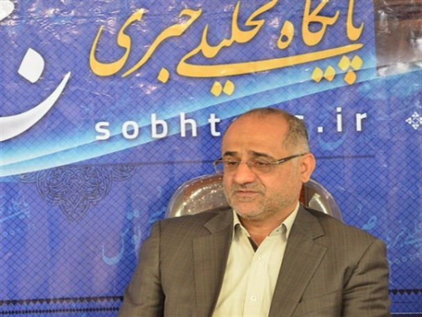 نگاه ابرقدرت‌ها به ایران خیرخواهانه نیست؛ گرگ‌ صفتانه است/ دولت برای فرار از حوزه اقتصاد، به سیاست پناه برده است