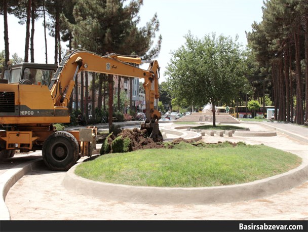 فرماندار سبزوار: پارک جانبازان مکان قطعی تدفین استاد سبزواری است