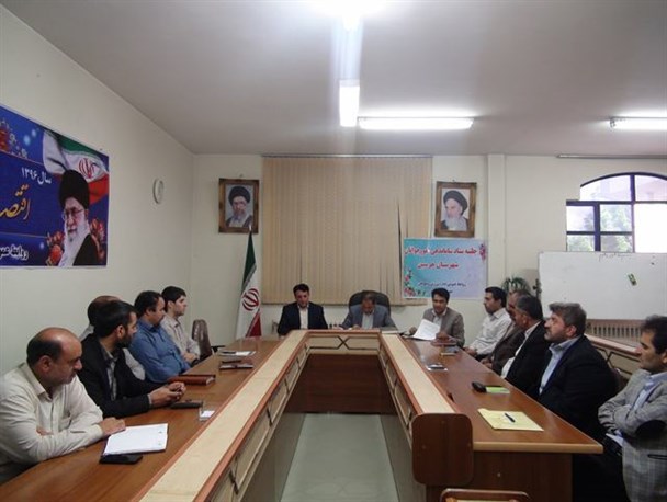 فقدان مهارت مهمترین عامل بیکاری در شهرستان هرسین است