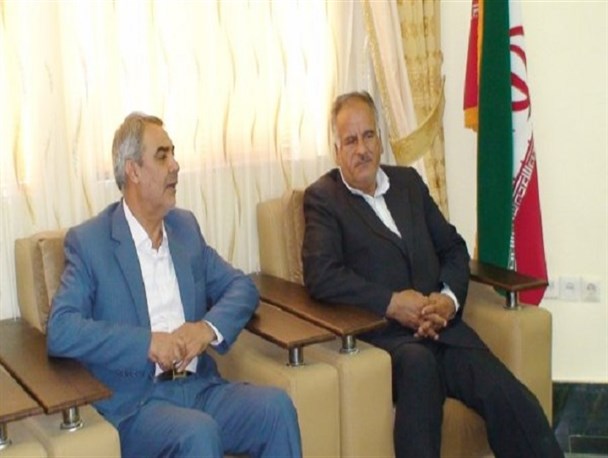مدیر کل ثبت احوال خراسان جنوبی با فرماندار درمیان دیدار کرد