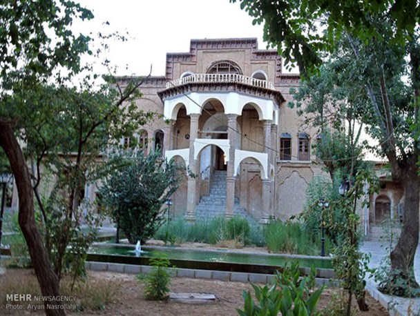 گردشگری کُردستان و چالش‌های پیش رو/ از آمار بالای توریست‌ها تا نبود رونق اقتصادی