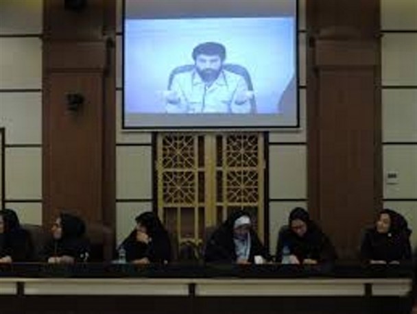 آقای  استاندار ؛ دوران تبلیغات انتخابات تمام شده است/ استفاده سیاسی از عنوان زنان، کمکی به بانوان استان نمی کند