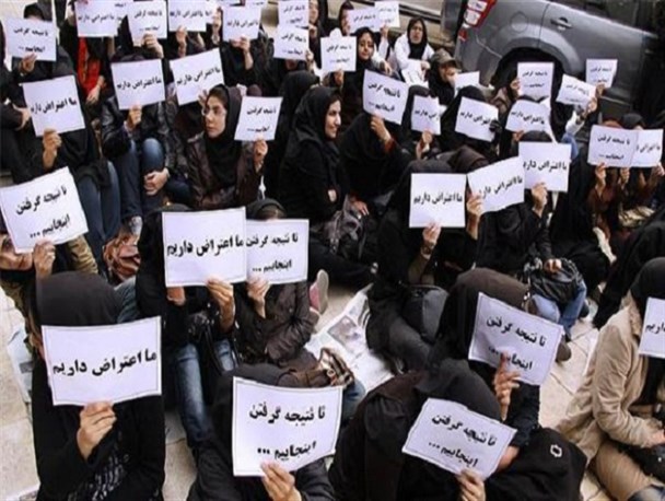 دولت چگونه از دانشجویان بهره برداری انتخاباتی کرد؟/ وقتی دانشجو خود را بازیچه می بیند
