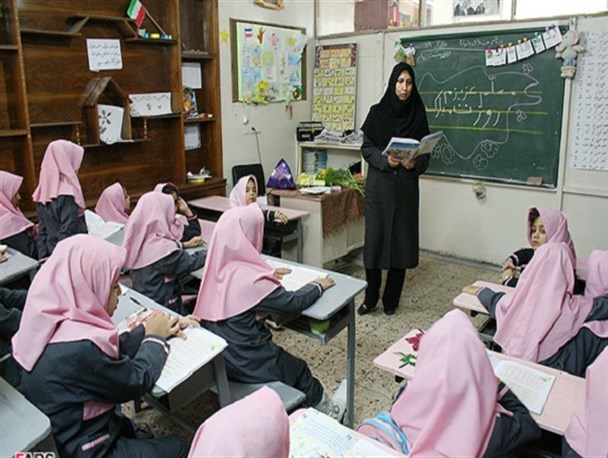 کمبود معلم و مکان آموزشی در استان مرکزی جدی است/۹۴ درصد مدارس ساوه دو نوبته‌اند