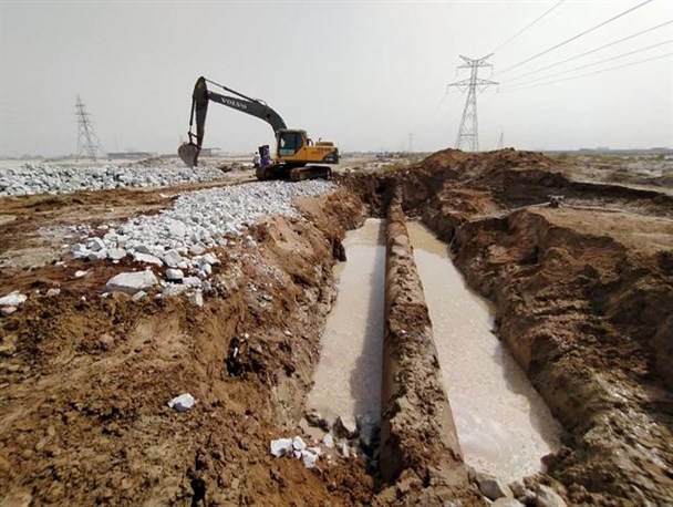 عذرخواهی مدیرعامل آبفا هرمزگان از مردم خمیر و تلاش مضاعف برای رفع مشکلات تامین آب/ اختصاص شش تانکر برای آبرسانی سیار