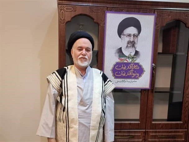 پوشیدن لباس طوایف بختیاری توسط حجت الاسلام سید حامد علم الهدی