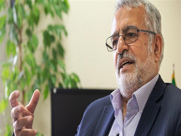 نسخه‌پیچی درباره همه مسائل، میوه دوری از مطالعه عمیق است