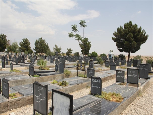 برخی مرده ها فرمان ما را گوش و  عمل می کنند / فقط باید یک غسال باشی تا بفهمی  چه می گویم