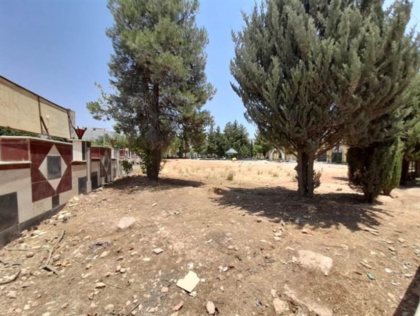 مسئولان پاسخگوی بی توجهی به گلزار شهدای یاسوج باشند + عکس