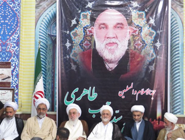 مراسم ختم حجت الاسلام والمسلمین طاهری در مسجد جامع سنگر برگزارشد +گزارش تصویری