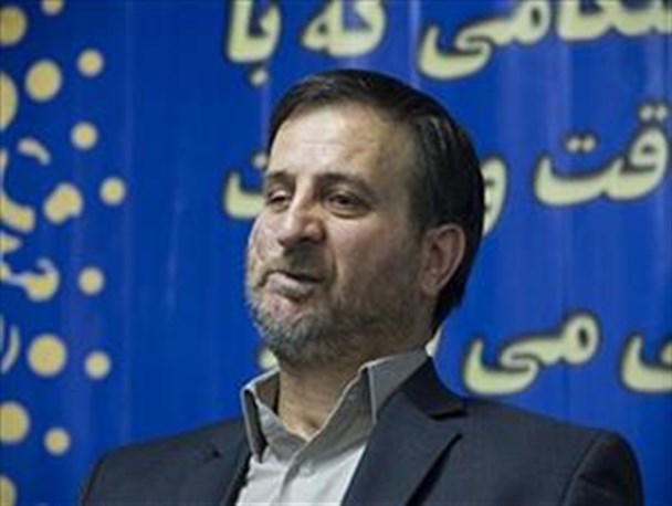 هیچ یقه سفیدی در نظام جمهوری اسلامی نداریم/ خون فرزندان هاشمی رنگین تر از بقیه نیست