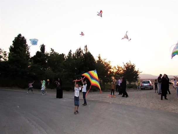 برگزاری جشنواره بادبادک‌ها در شهرستان گرمه+تصاویر