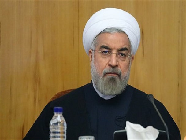 نوسانات دنباله دار ادغام و تفکیک ها در سازمان مدیریت و برنامه‌ریزی/ واژه استخدام؛ اسم رمز رفتارهای پوپولیستی جدید روحانی است