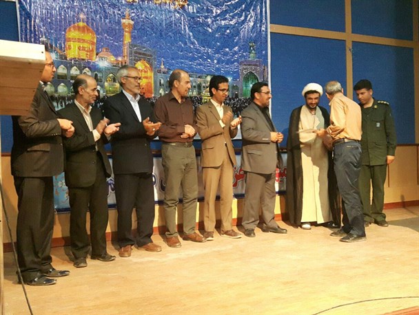 شاعران آیینی در عشق به مولای خود امام رضا(ع) اشعار خود را سرودند