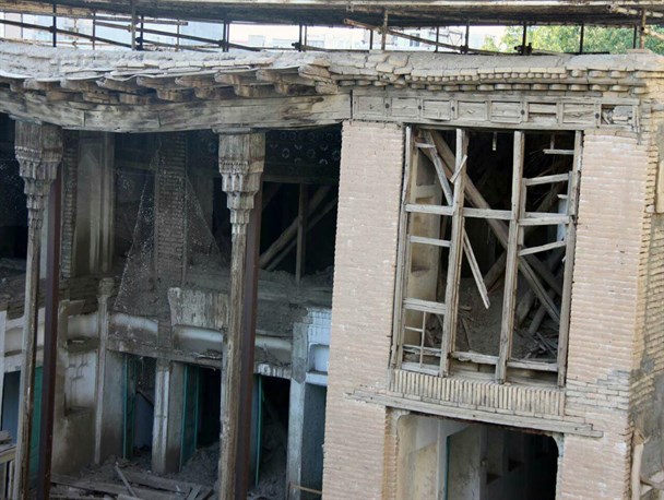 قدیمی ترین خانه تاریخی بروجرد جان دوباره گرفت/ آغاز مرمت خانه حاتمی با معماری بی نظیر