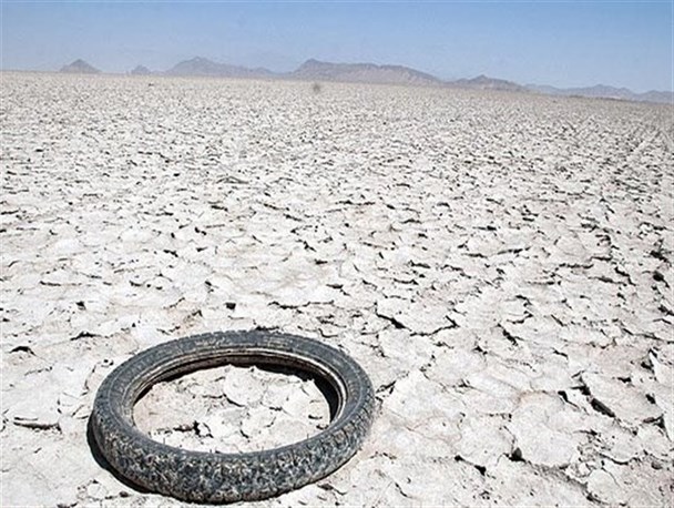 ۳۰ هزار چاه اطراف بختگان، این تالاب را خشکاند