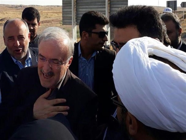 وزیر بهداشت وارد استان مرکزی شد