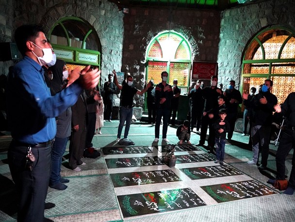 مراسم عزاداری ماه محرم در جوار مزار شهدای گمنام گاوازنگ زنجان به روایت تصویر
