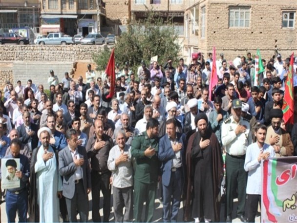 تجمع مردمی «ما آماد ایم فرمانده» در سپیدان + عکس