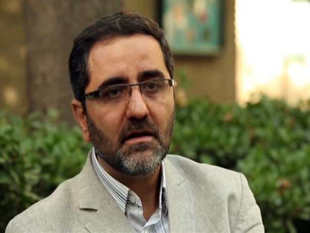 پایه های اقتصاد عاریتی بر دوش سرمایه گذاران خارجی است/سواد اقتصادی مهم ترین رکن پویایی اقتصاد می باشد