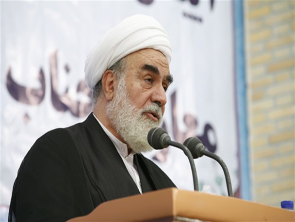 برای رفع محرومیت و ارتقای آموزش روستاها باید تلاش کرد