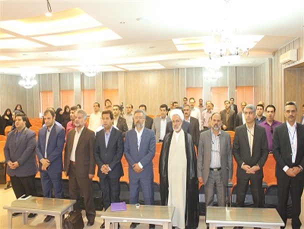 مراسم افتتاحیه همایش ملی شعر آیینی نور با میزبانی دانشگاه پیام نور استان کرمان برگزار شد