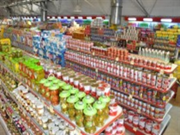 شهروندان فریب بازارهای کوثر تقلبی در شهر را نخورند/ ۱۳بازار روز تحت نظارت شهرداری فعال است