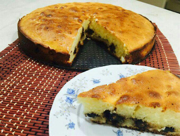 تهیه یک کیک فصلی با طعم شیرین گلابی