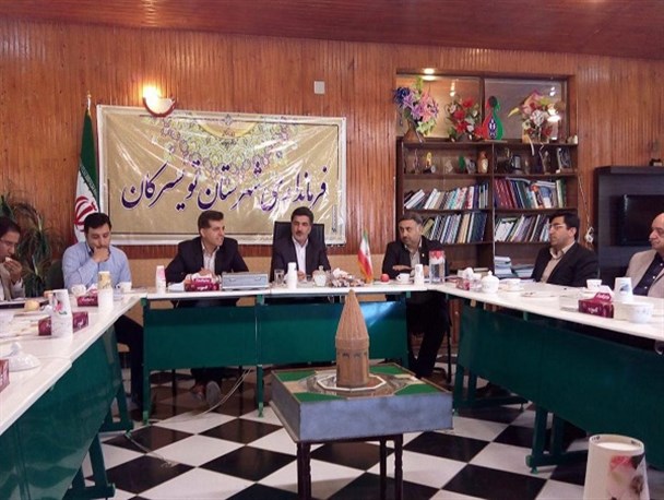 گردشگری غیربومی در تویسرکان رشد چشمگیری داشته است