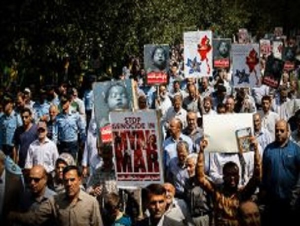 راهپیمایی اعتراضی اصفهانی‌ها تا فرایبورگ!/ جامعه جهانی سکوت مرگ خود را در برابر کشتار مسلمانان میانمار بشکند
