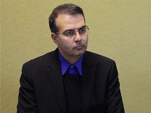 مشکلات «رونق تولید» با همایش و سمینار حل نمی‌شود/ چقدر از منابع بانکی صرف تولید می‌شود؟/ در انعقاد پیمان‌های دو جانبه مالی کُند عمل شده است