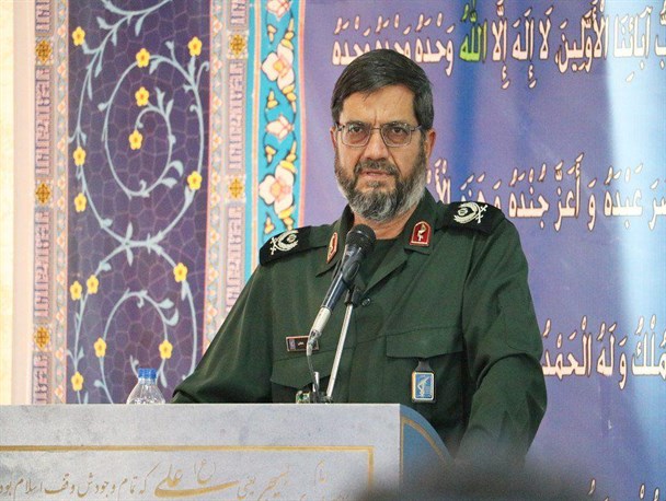 مسئولان از ظرفیت بسیج برای قوی شدن کشور غافل نشوند