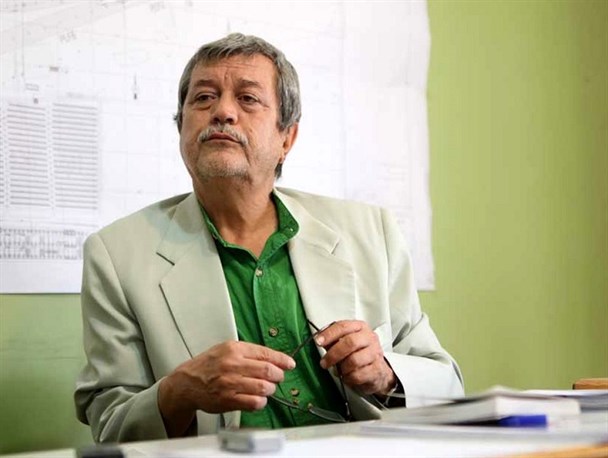 فائقی: مدیران وزارت ورزش‌وجوانان در مدیریت بحران ناتوان بودند/ میزبانی‌ها باید به ایران برگردد