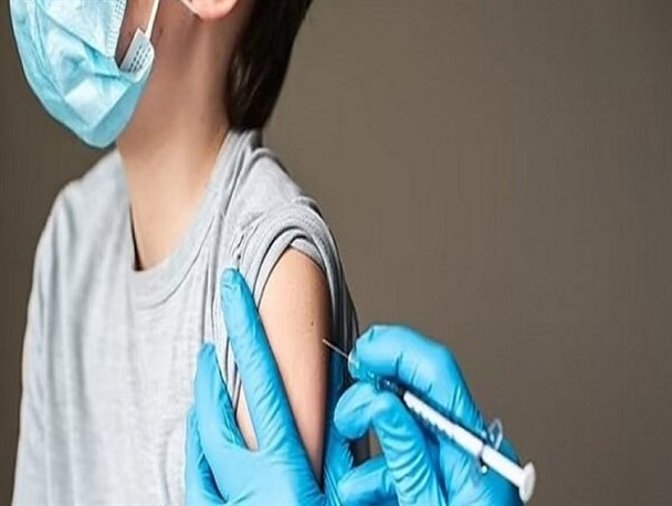 آغاز واکسیناسیون رده سنی ۶ تا ۱۸ سال در کشور از ۲ هفته آینده