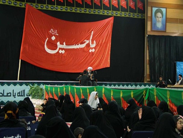 دومین شب مراسم سوگواری ماه محرم در حسینیه عاشقان ثارالله بوشهر/ تصاویر