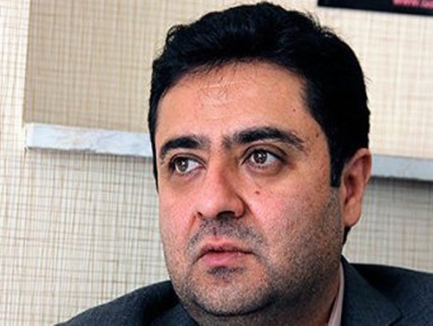جمع کردن بنر هیات های مذهبی کار اشتباه است / مسئولیت ساماندهی نشدن بنرها برعهده شورا و شهرداری است