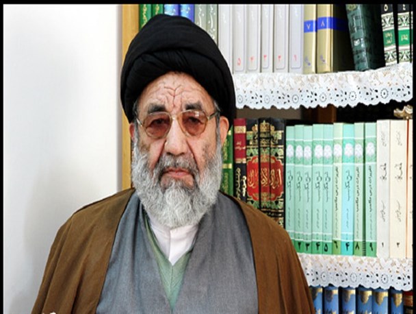 متاسفانه برخی مدیران کشورحامیان فتنه هستند/ باید از به کارگیران مدیران حامی فتنه ولو در ناحیه های پایینی مدیریت کشور اجتناب شود