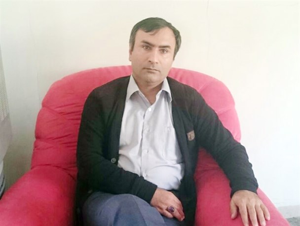 نابینایی که در مقطع دکتری نویسنده چند کتاب است