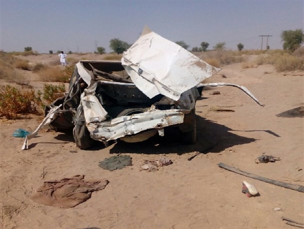 2 کشته و 9 نفر مصدوم بر اثر واژگونی خودرو حامل اتباع بیگانه