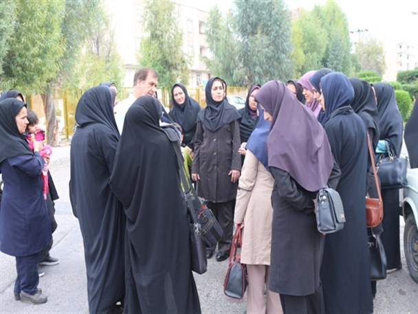 تحصن مربیان پیش دبستانی در گلستان/ تصاویر