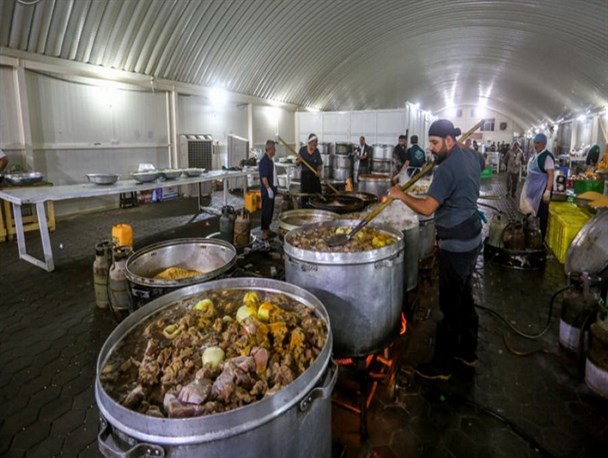آشپزخانه مرکزی همدان زیر نظر ستاد اربعین فعالیت دارد