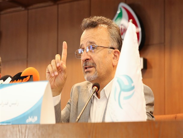 داورزنی: وضعیت سربازی اسماعیل پیچیده است، فعلا نمی توان کاری انجام داد!/ عطایی با قدرت می ماند