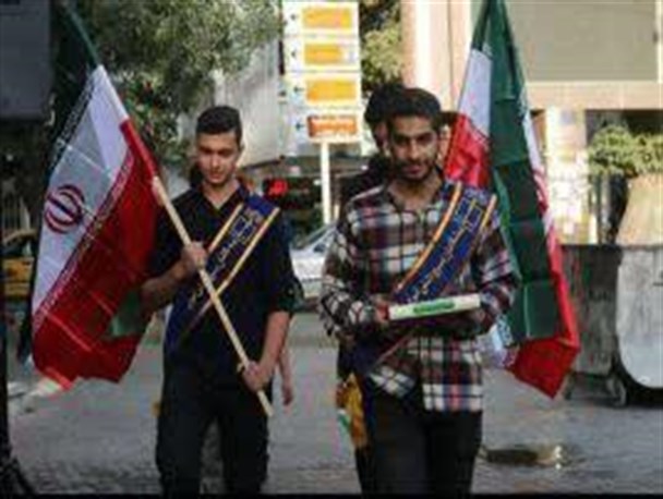 جشن بزرگ “پیامبر مهربان من” در ملایر برگزار شد/ حضور پرشور دهه هشتادی ها در جشن میلاد پیامبر