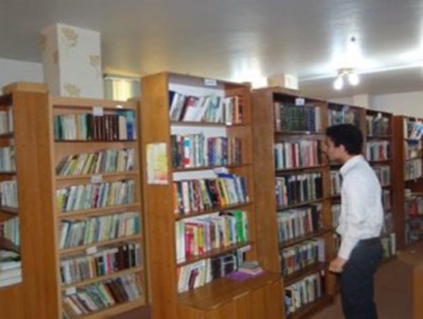 قدیمی ترین کتابخانه باقرشهر را بشناسید/ اولین کتابخانه عمومی شهر در تاریکی! +عکس