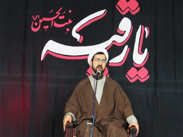 بزرگ ترین عزت تبعیت از ولیّ خدا است