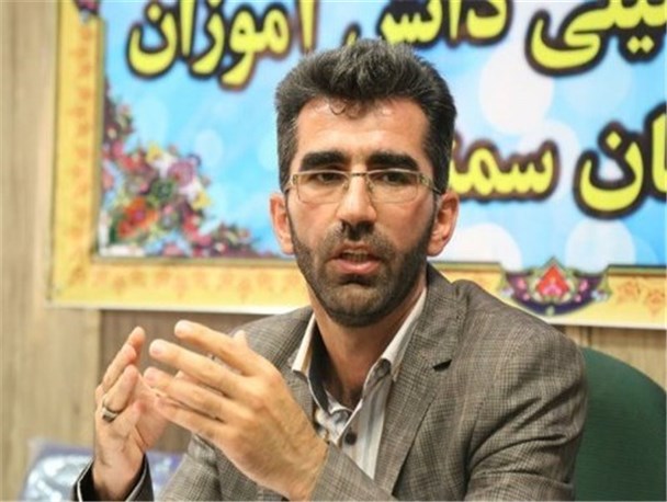 تحقق شعار  سال تحصیلی نقطه مهم توسعه فرهنگی و علمی مدارس است
