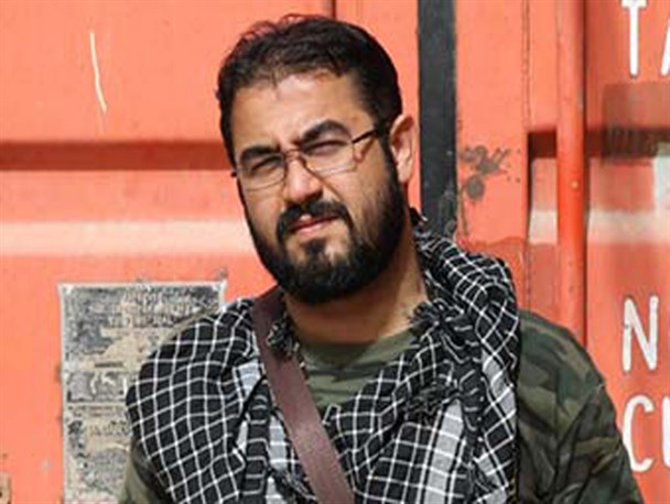 خادمین آزادشهری اربعین در راه خدمت به زلزله زدگان کرمانشاه می باشند