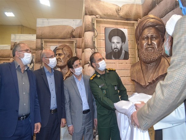 سردیس12 شهید در قم رونمایی شد+تصاویر