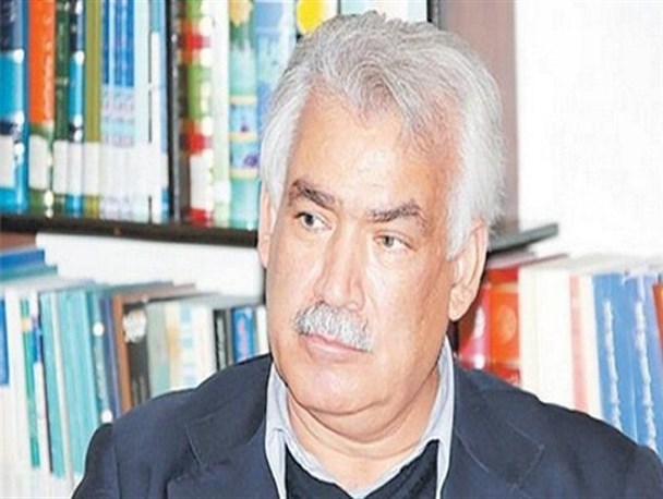 طرح ارائه کالاهای بادوام داخلی، مشکلی را حل نمی کند/ رکود در بخش های اقتصادی مشهود است